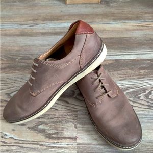 Size 9 Johnston & Murphy grey shoes only $50 good condition worn a few times